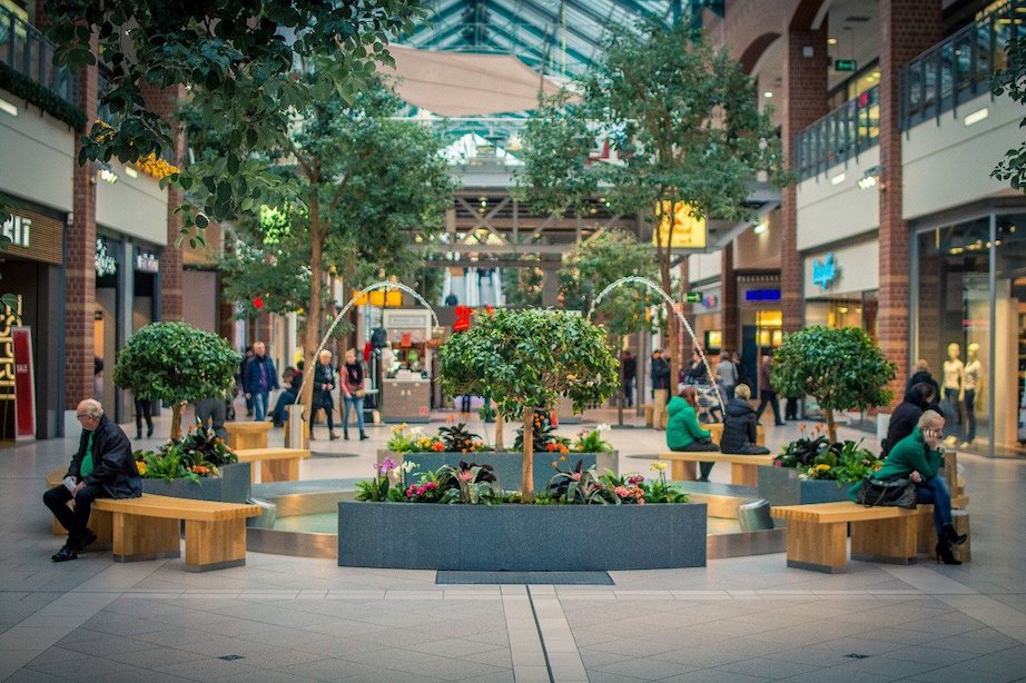 5 New Trends in Shopping Malls Woman Around Town